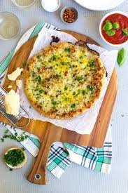 FRESH GARLIC ON PIZZA BASE WITH CHEESE