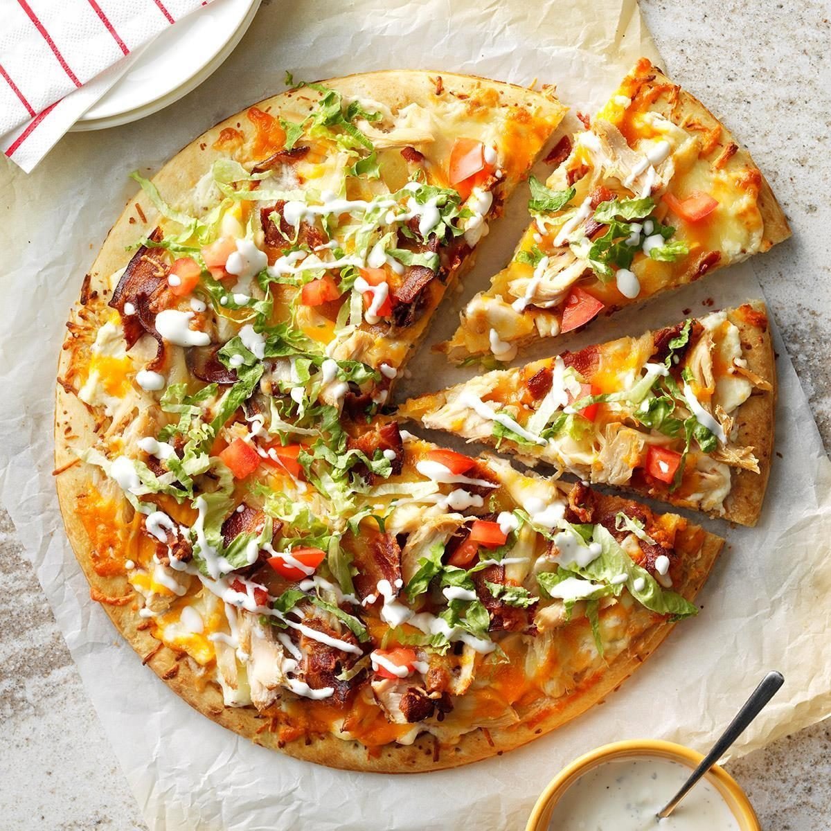 CLUB CHICKEN PIZZA