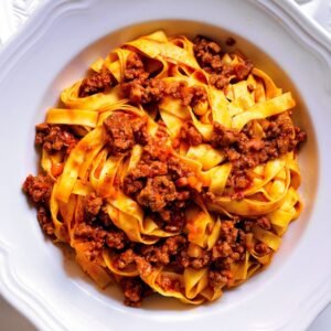 TAGLIATELLE BOLOGNESE PASTA